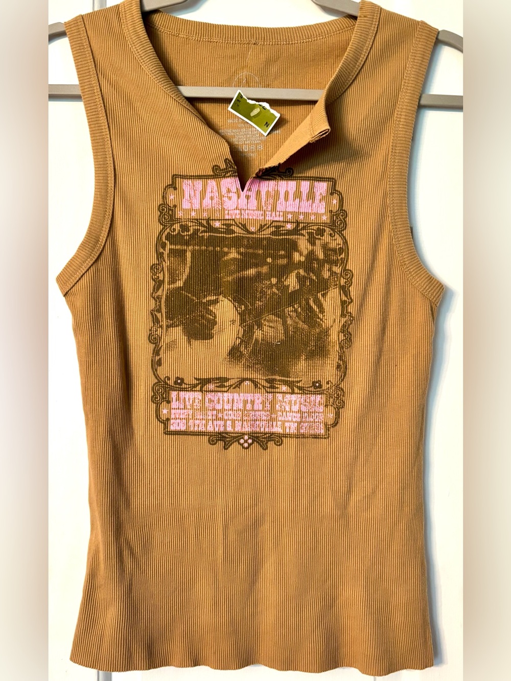 aerie Tan Ribbed Tank Top with Pink Nashville Country Guitar size Medium NWT